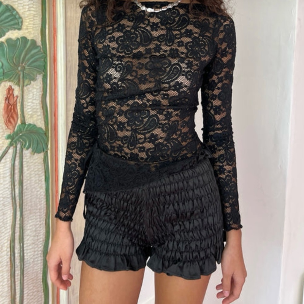 Angel Smocked Short Blk Bottoms Lisa Says Gah, never worn.